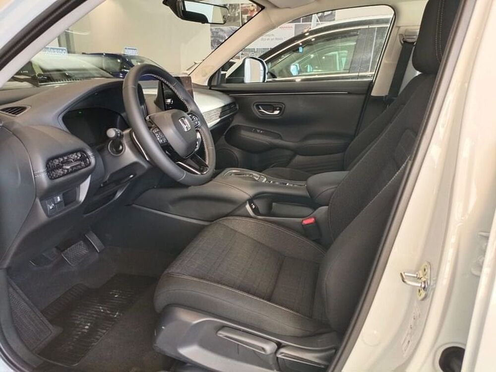 Honda ZR-V 2.0 i-MMD 4x2 CVT Elegance