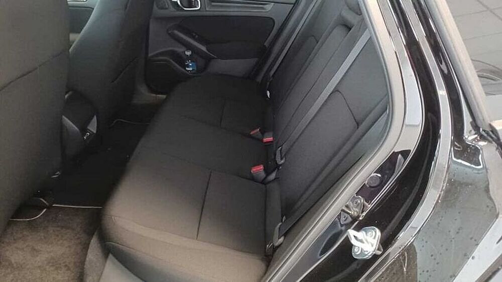 Honda Civic E: Hev 2.0 i-MMD CVT Elegance