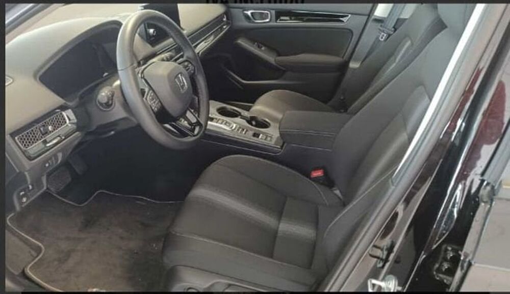 Honda Civic E: Hev 2.0 i-MMD CVT Elegance