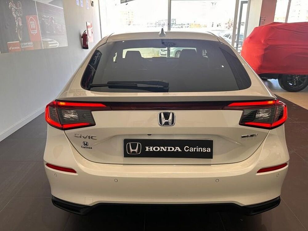 Honda Civic E: Hev 2.0 i-MMD CVT Elegance