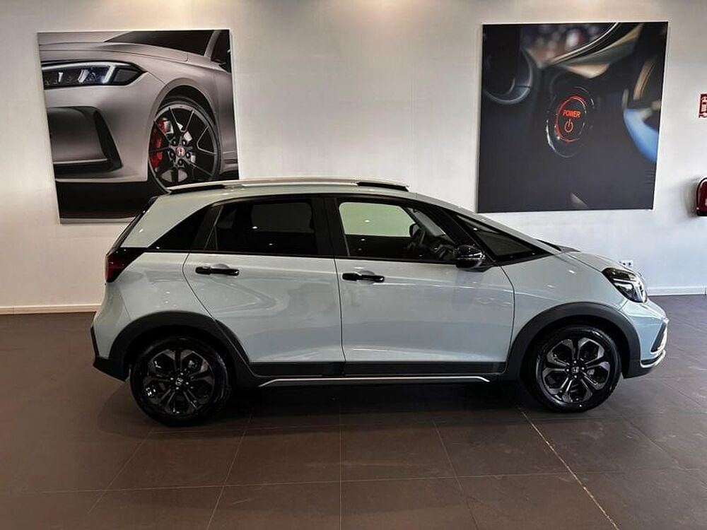 Honda Crosstar 1.5 i-MMD CROSSTAR