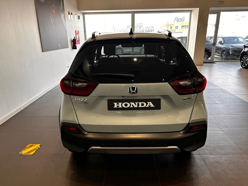 Honda Crosstar 1.5 i-MMD CROSSTAR