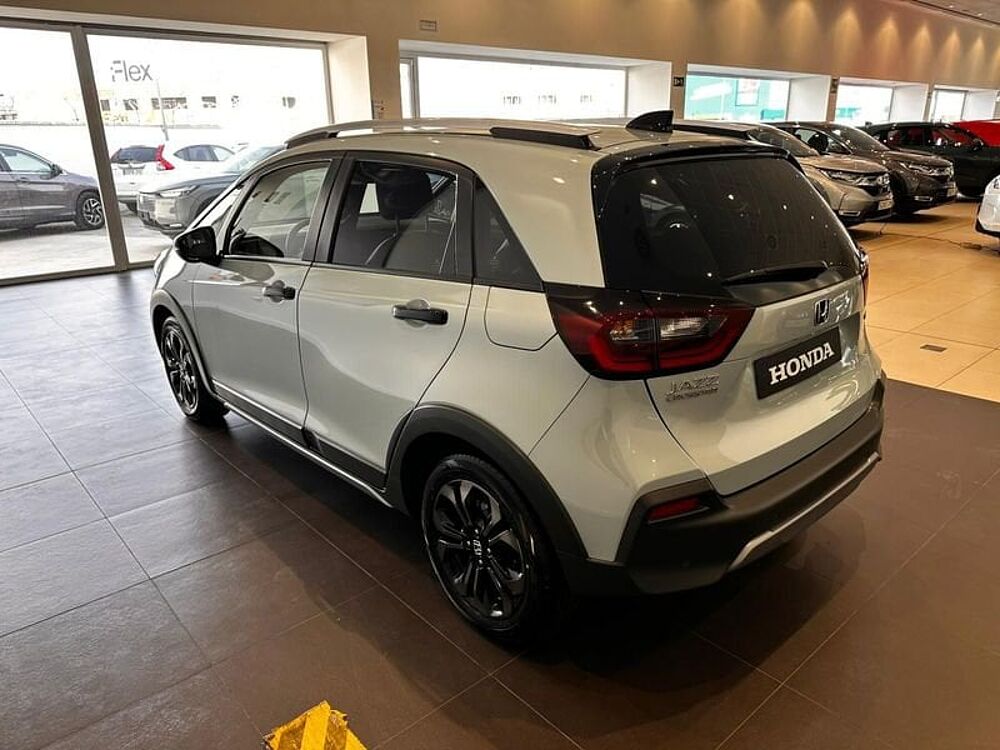 Honda Crosstar 1.5 i-MMD CROSSTAR