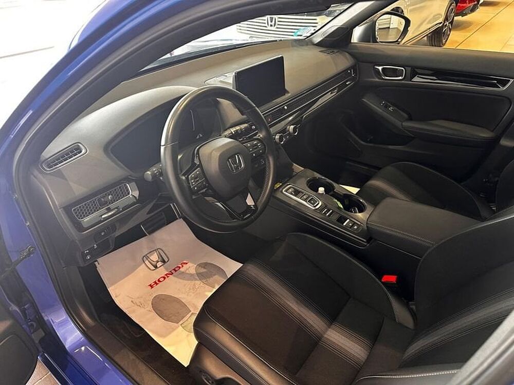 Honda Civic E: Hev 2.0 i-MMD CVT Sport