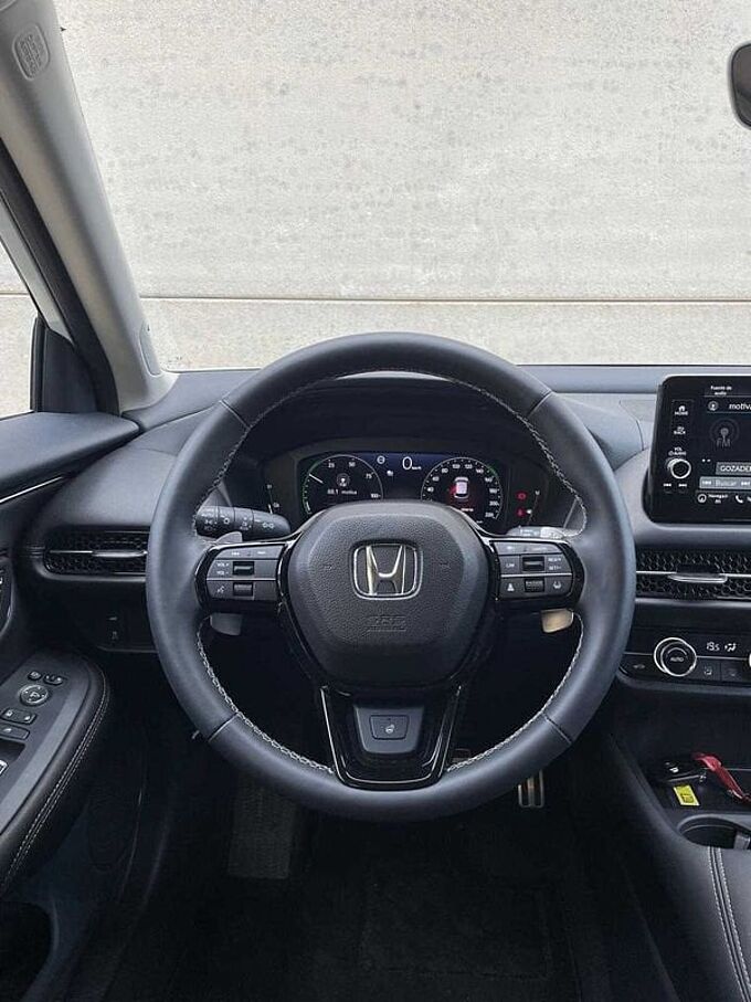 Honda  ZR-V 2.0 i-MMD 4x2 CVT Advance