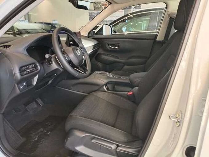 Honda  ZR-V 2.0 i-MMD 4x2  CVT Elegance