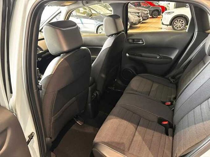 Honda Crosstar 1.5 i-MMD CROSSTAR