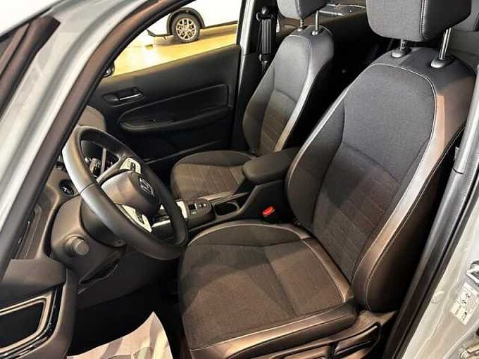 Honda Crosstar 1.5 i-MMD CROSSTAR