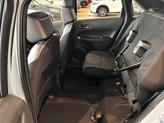 Honda Crosstar 1.5 i-MMD CROSSTAR