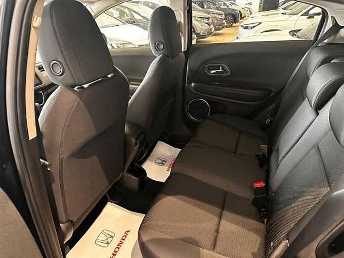 Honda HR-V 1.5 i-VTEC CVT Elegance Navi